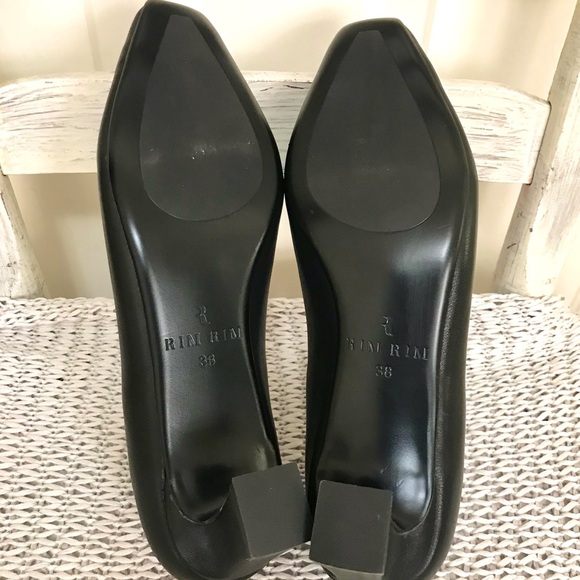 NWOT Rim Rim Leather Pumps Black - Picture 12 of 16